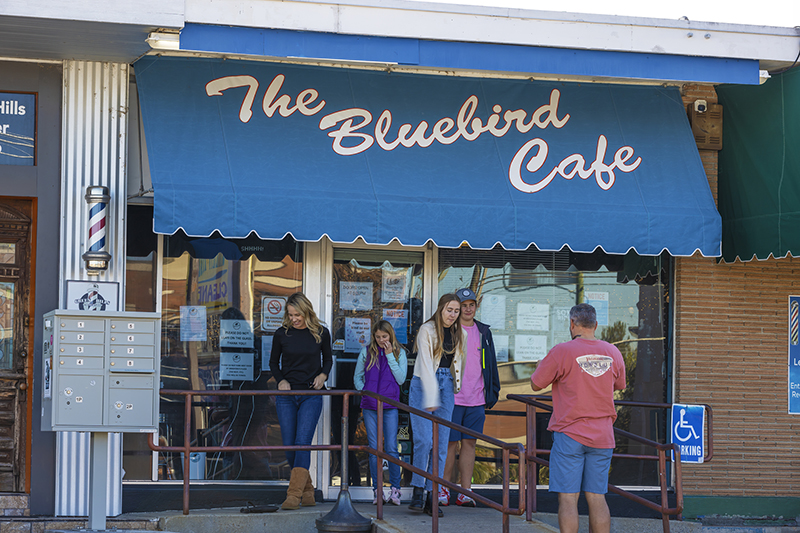 bluebird-cafe-in-nashville